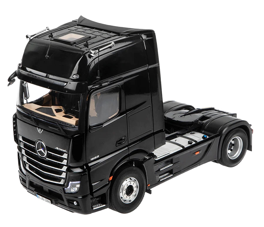 Modèle réduit Mercedes-Benz Actros L, noir 1:18