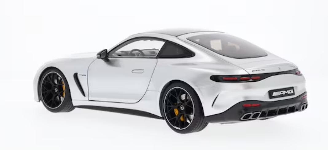 Mercedes-AMG GT 63, C192 argent vif, NZG, 1:18