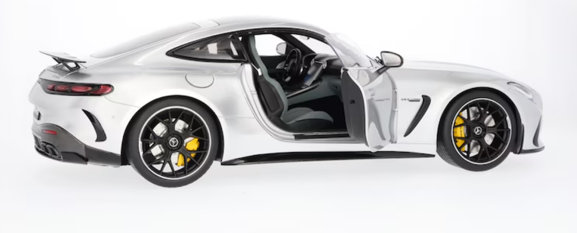 Mercedes-AMG GT 63 4MATIC+ high-tech silver, NZG, 1:12